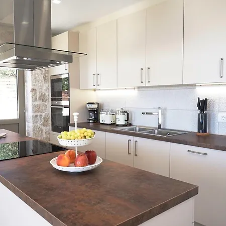 Villa Pangea Villas- Irene